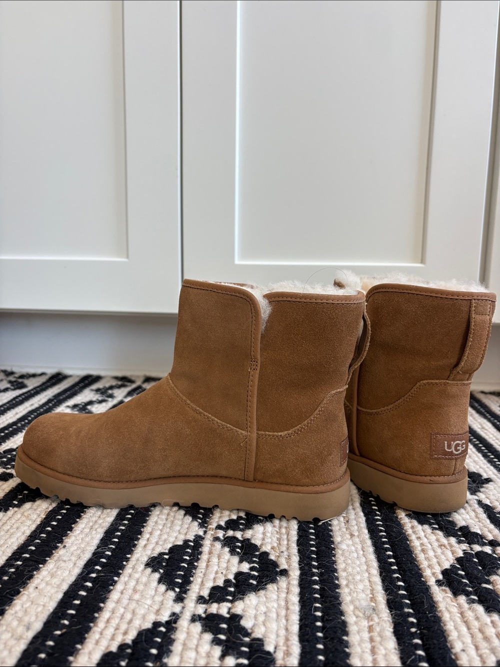 UGG Short Suede Sheepskin Boots in Chestnut Brown